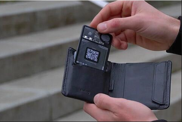 卡片式追蹤器 卡片式追蹤器